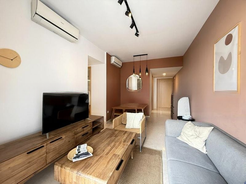 COMMONWEALTH TOWERS 9