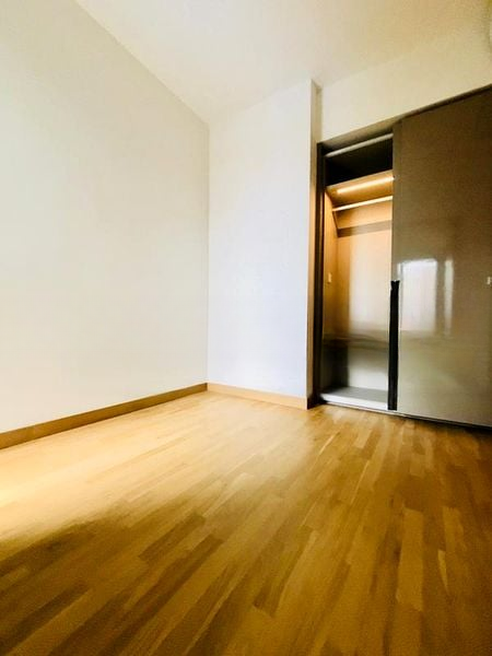 COMMONWEALTH TOWERS 14