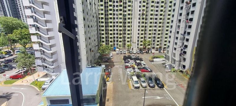 LOR 1 TOA PAYOH 12
