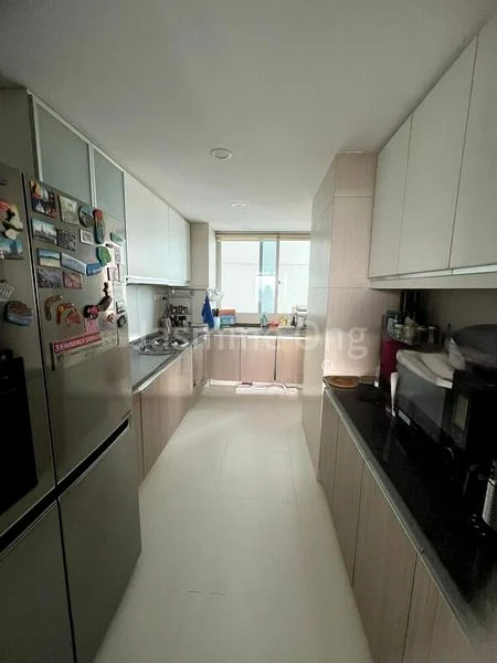 THE METROPOLITAN CONDOMINIUM 4