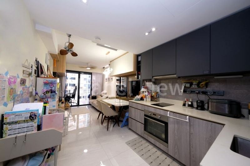 RIVERFRONT RESIDENCES 2