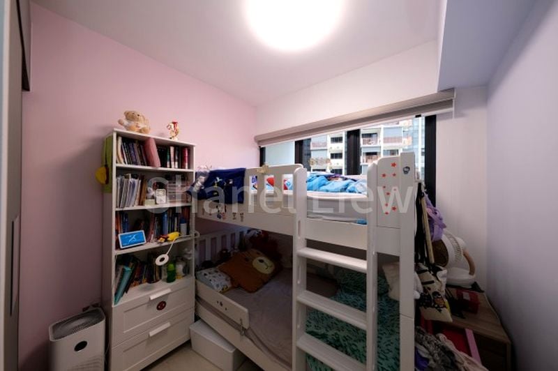 RIVERFRONT RESIDENCES 3