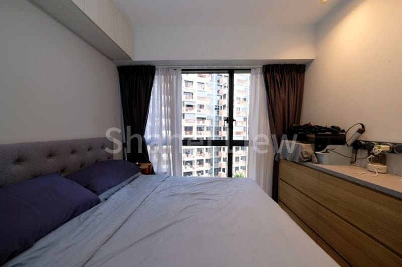 RIVERFRONT RESIDENCES 7