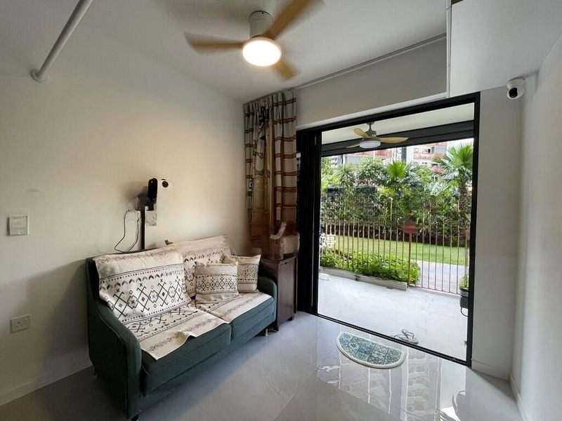 RIVERFRONT RESIDENCES 3