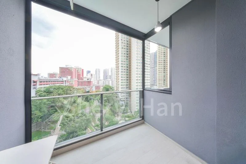 STIRLING RESIDENCES 5