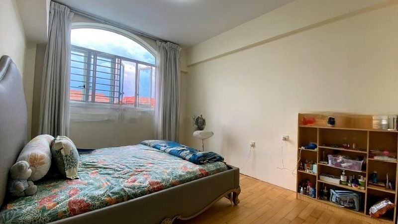 ESTELLA GARDENS 2