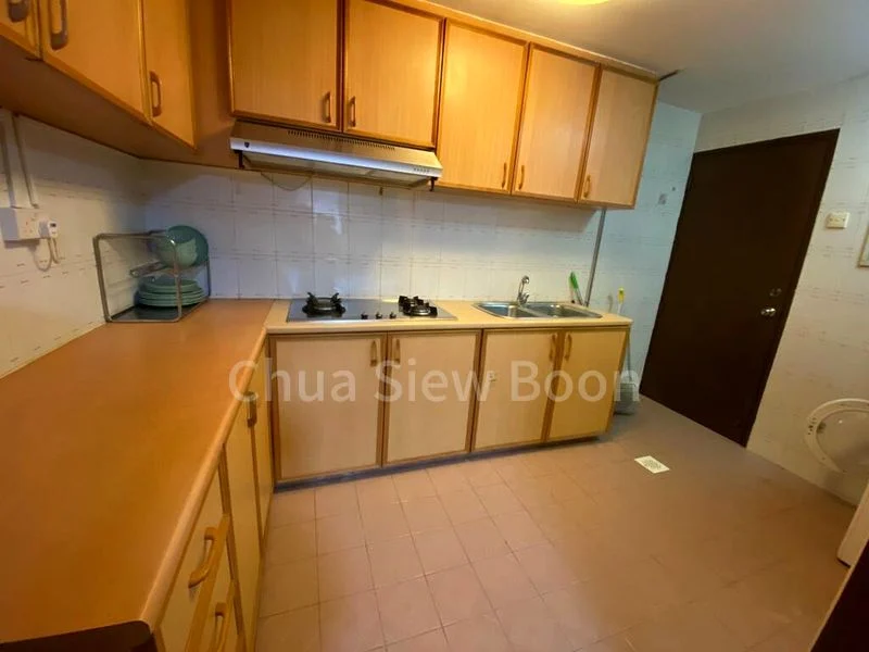 INTERNATIONAL PLAZA 9