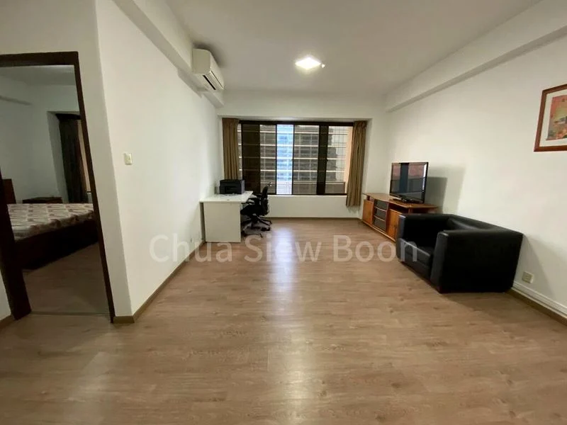 INTERNATIONAL PLAZA 11