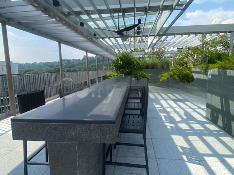 THE REEF AT KING'S DOCK 2