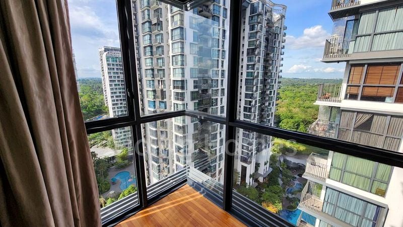 FORESQUE RESIDENCES 15