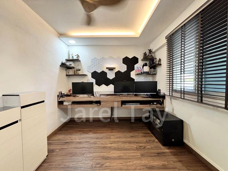 BEDOK RESERVOIR RD 10