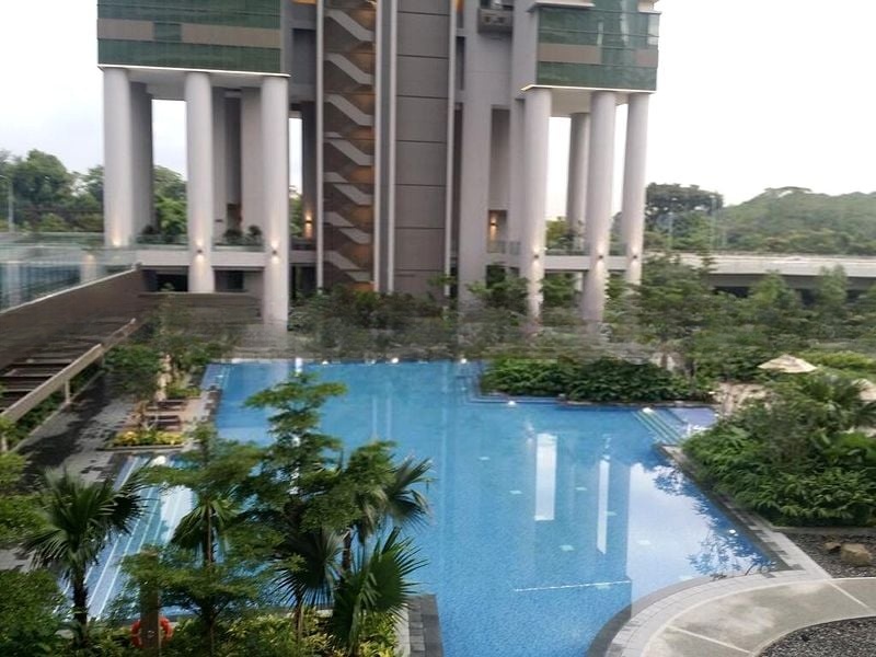 SKYLINE RESIDENCES 13