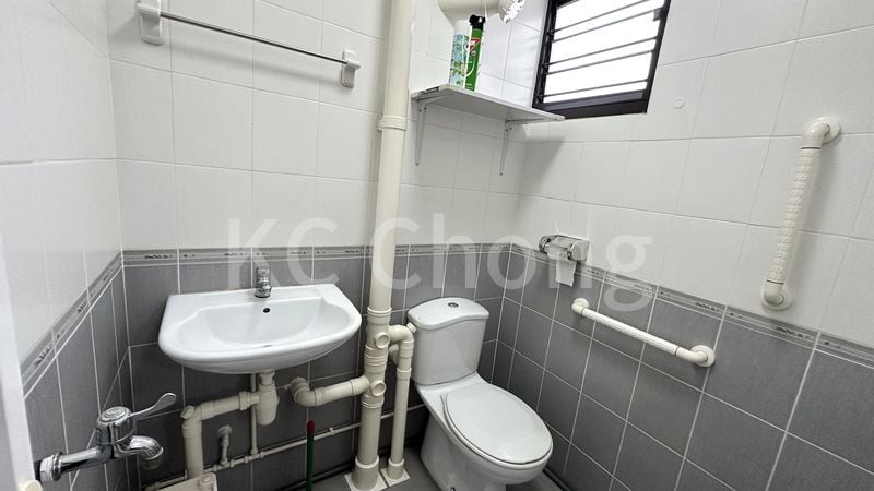 BT BATOK WEST AVE 8 10