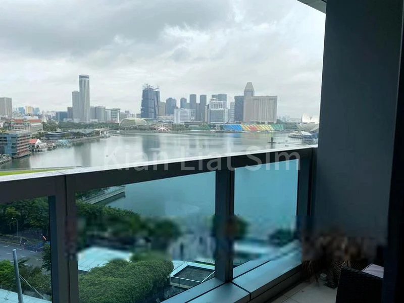 MARINA BAY RESIDENCES 9