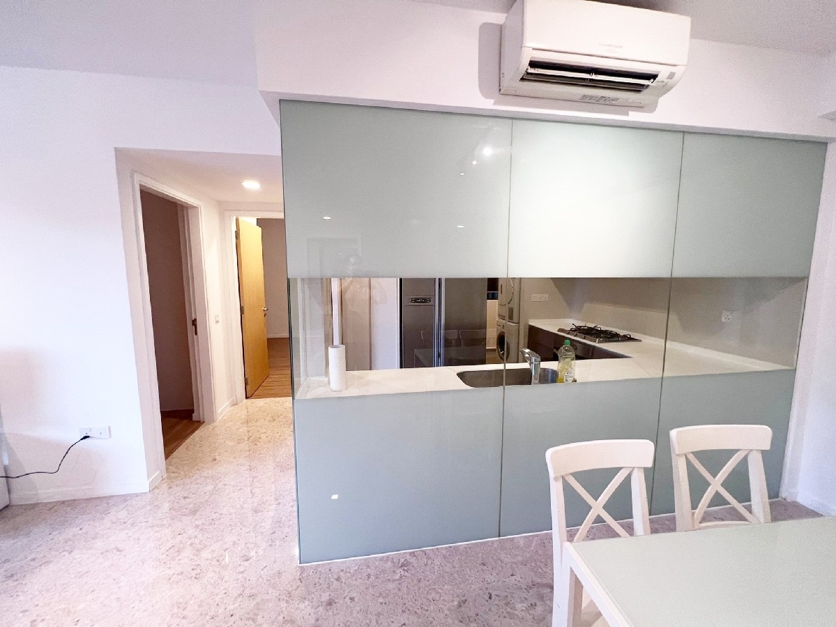 THE LAKEFRONT RESIDENCES 10