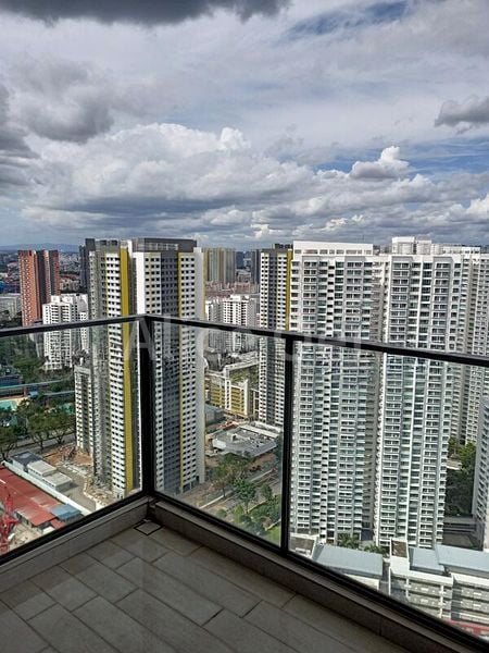 THE CLEMENT CANOPY 9