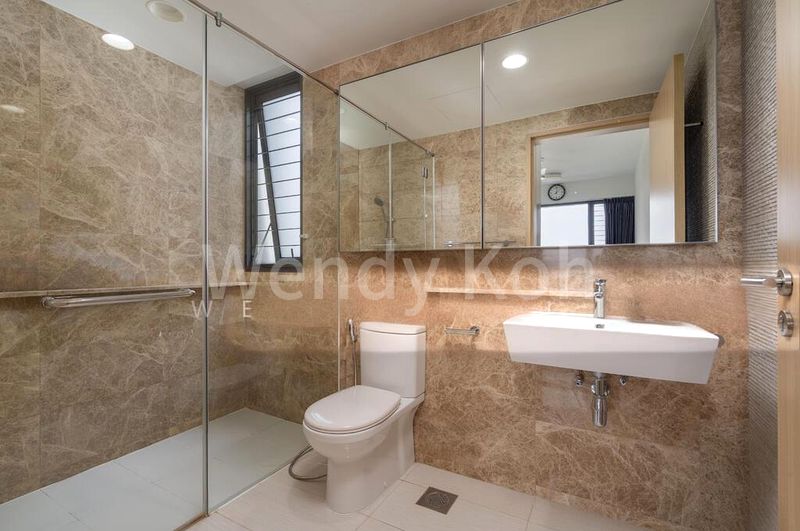 BOATHOUSE RESIDENCES 10