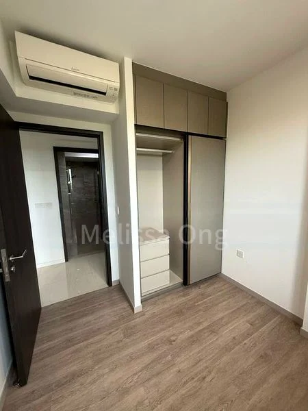 RIVERFRONT RESIDENCES 4