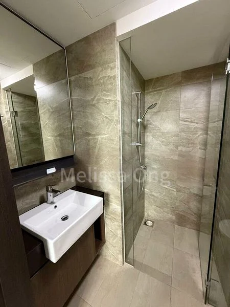 RIVERFRONT RESIDENCES 5