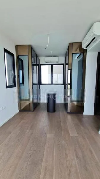 AVENUE SOUTH RESIDENCE 5