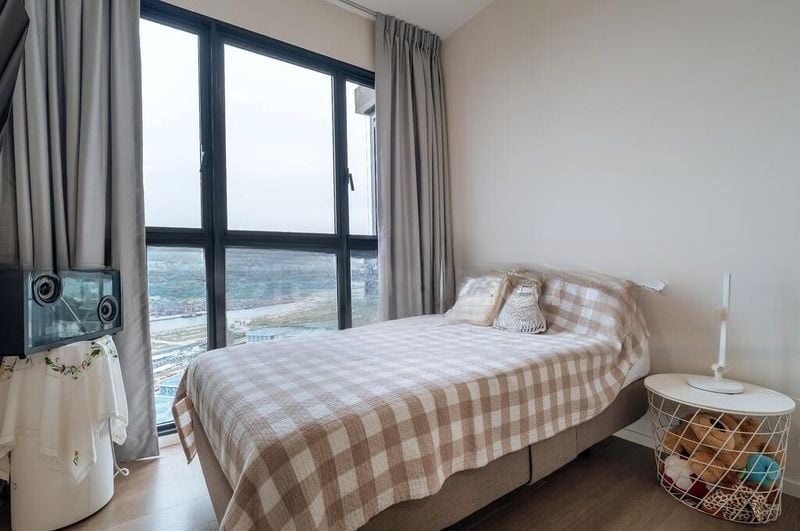 AVENUE SOUTH RESIDENCE 9