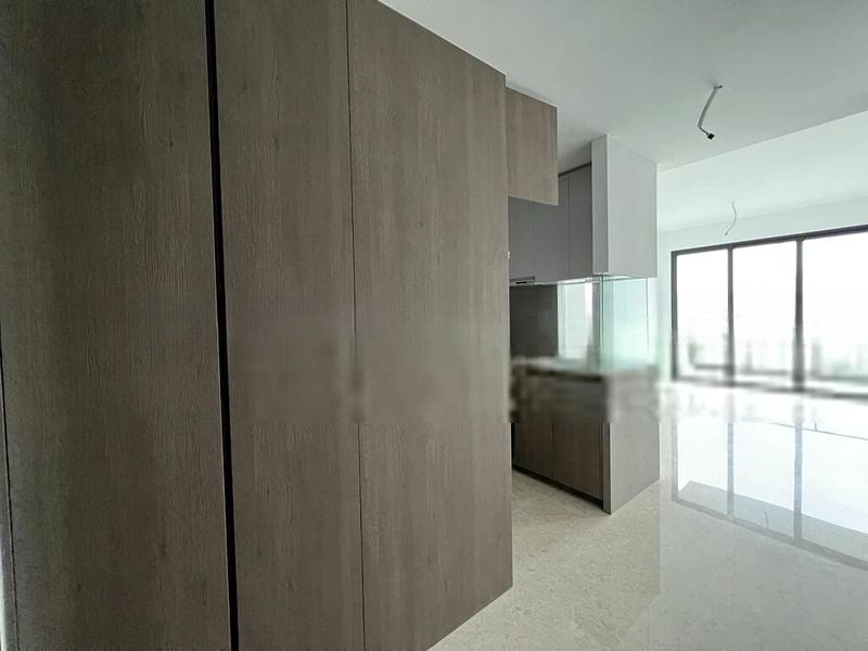 AVENUE SOUTH RESIDENCE 7