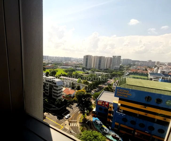 THE SHORE RESIDENCES 9