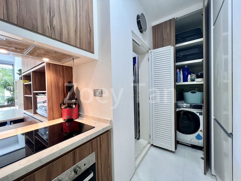 HOLLAND RESIDENCES 10