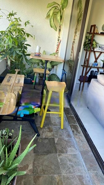 THE HACIENDA 7
