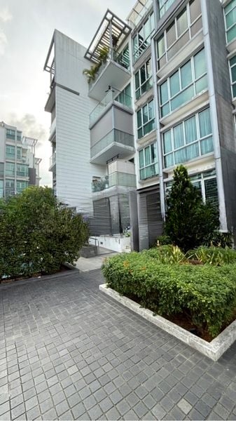 D'PAVILION 9