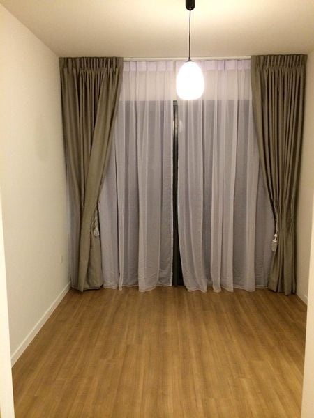 THE LAKEFRONT RESIDENCES 5