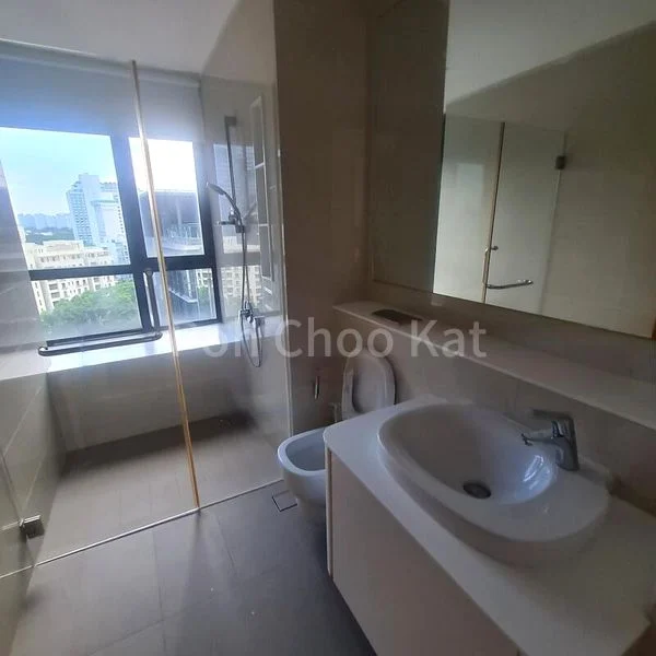 TREASURE ON BALMORAL 15