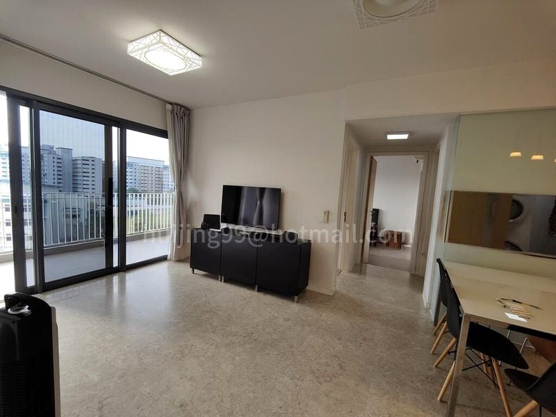 THE LAKEFRONT RESIDENCES 12