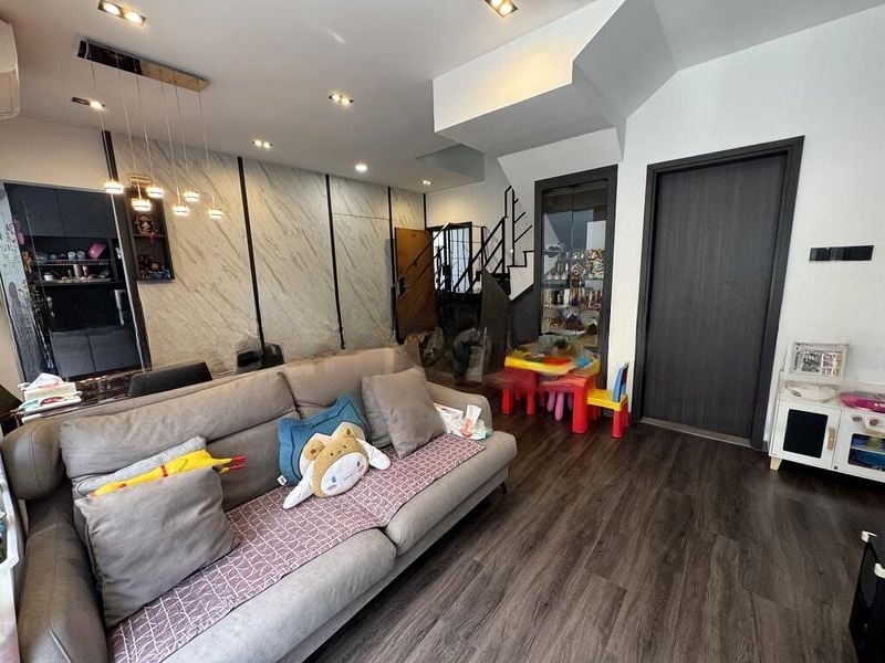 PALM LOFT 11