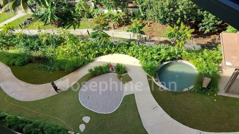 THE WATERGARDENS AT CANBERRA 5