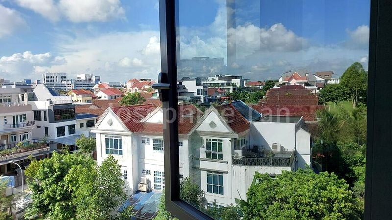 THE WATERGARDENS AT CANBERRA 13