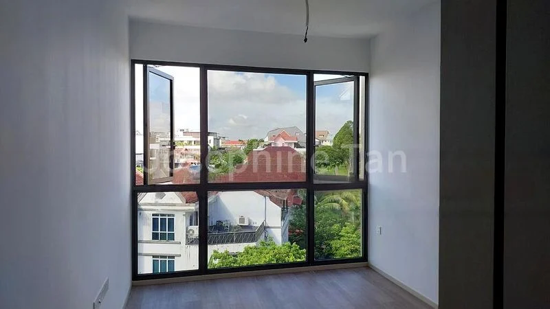 THE WATERGARDENS AT CANBERRA 14