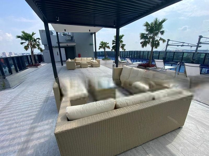 ARENA RESIDENCES 5
