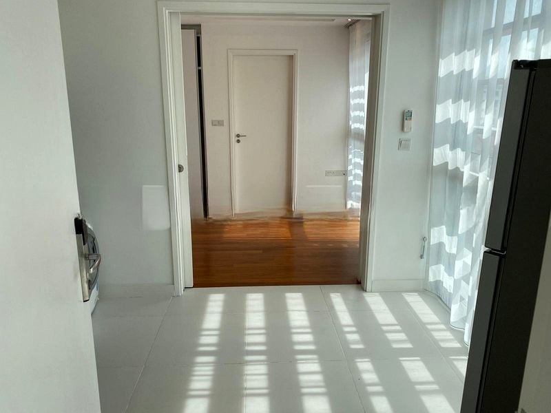 LOTUS AT PAYA LEBAR (EAST WING) 5