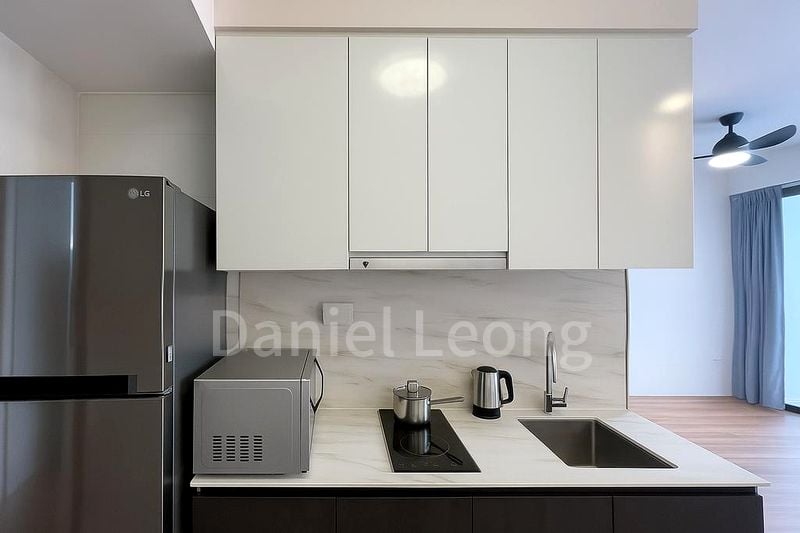 ESPARINA RESIDENCES 7