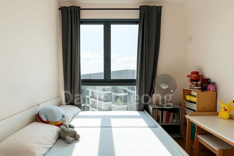 ESPARINA RESIDENCES 10