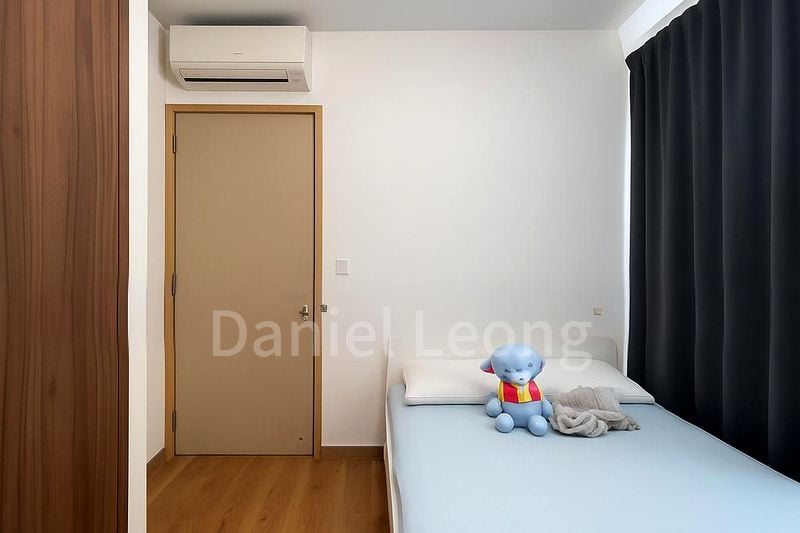 ESPARINA RESIDENCES 11