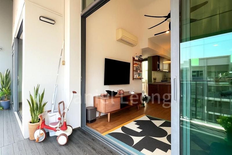 ESPARINA RESIDENCES 12