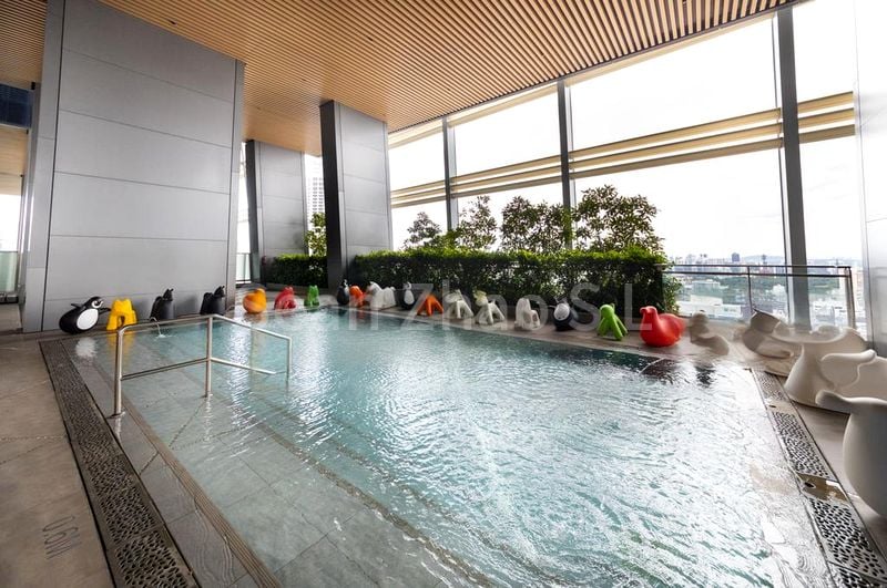 SOUTH BEACH RESIDENCES 9