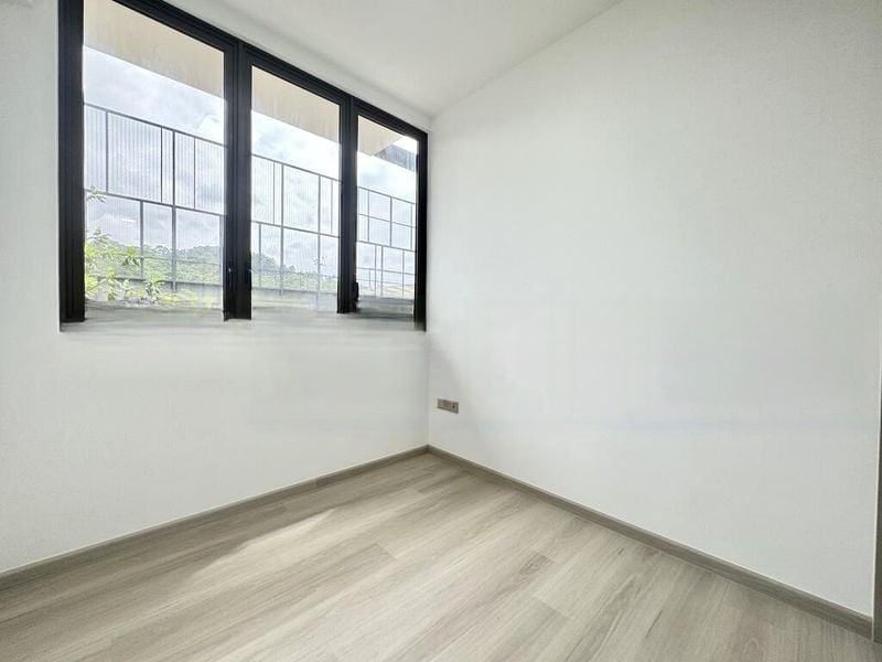 DAIRY FARM RESIDENCES 10