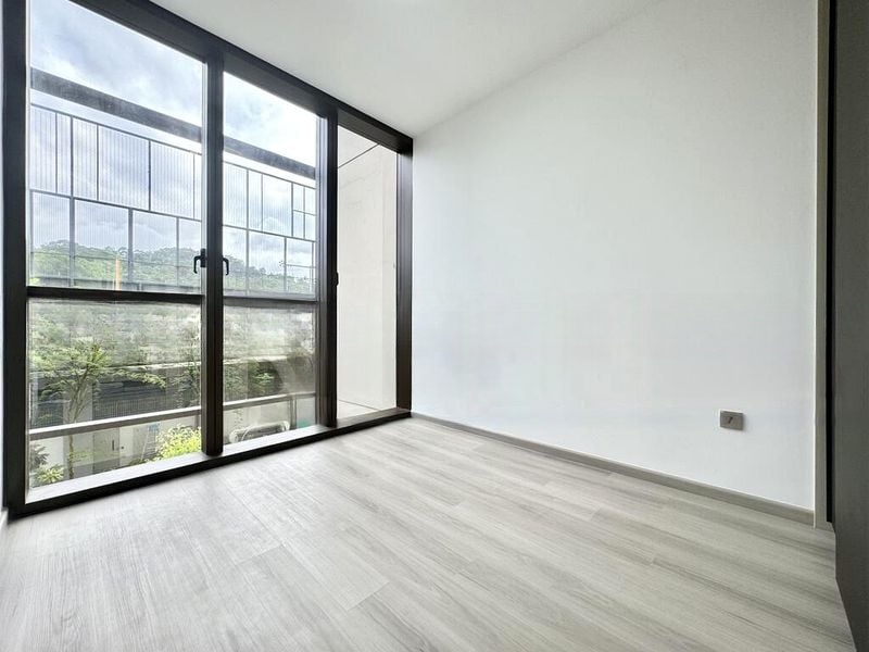 DAIRY FARM RESIDENCES 5