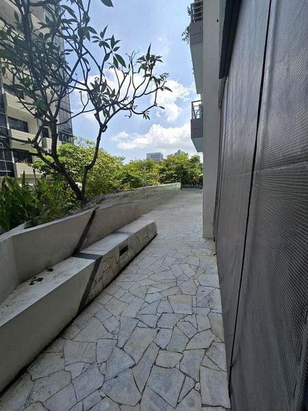 SCENIC HEIGHTS 8