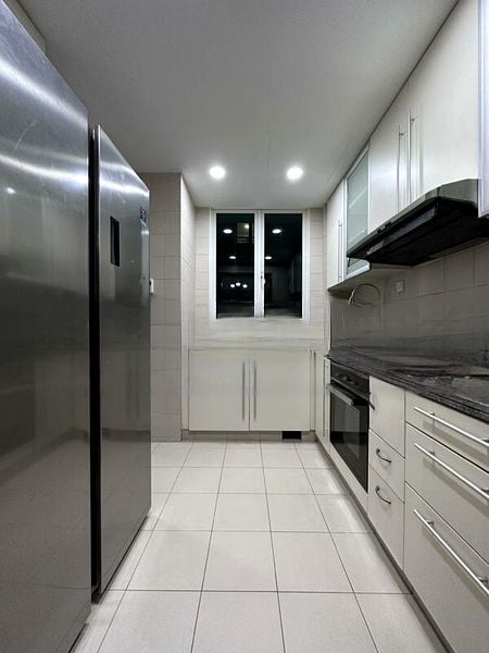 GOLDENHILL PARK CONDOMINIUM 1