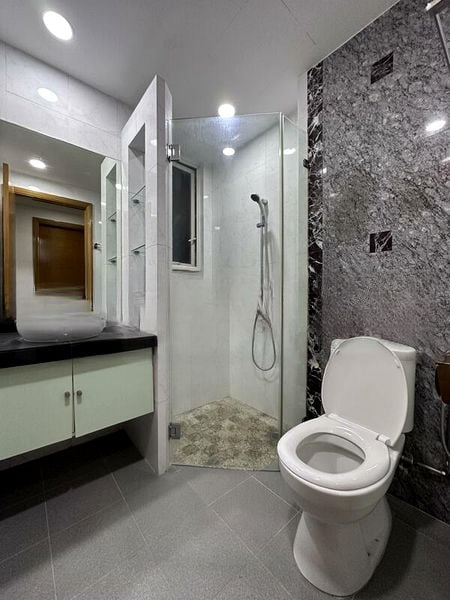 GOLDENHILL PARK CONDOMINIUM 5