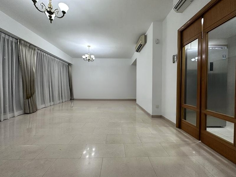 GOLDENHILL PARK CONDOMINIUM 13